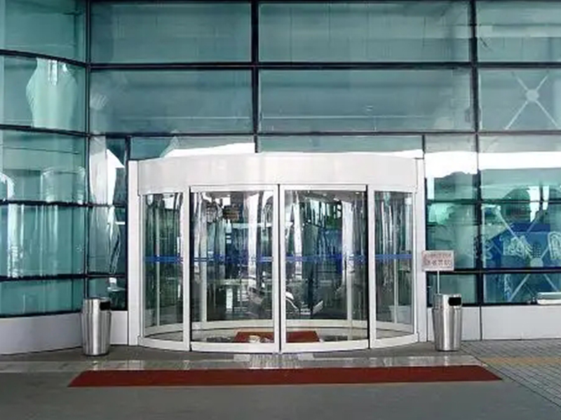 無(wú)錫自動(dòng)門供應(yīng)商解答自動(dòng)門于機(jī)場(chǎng)的便利
